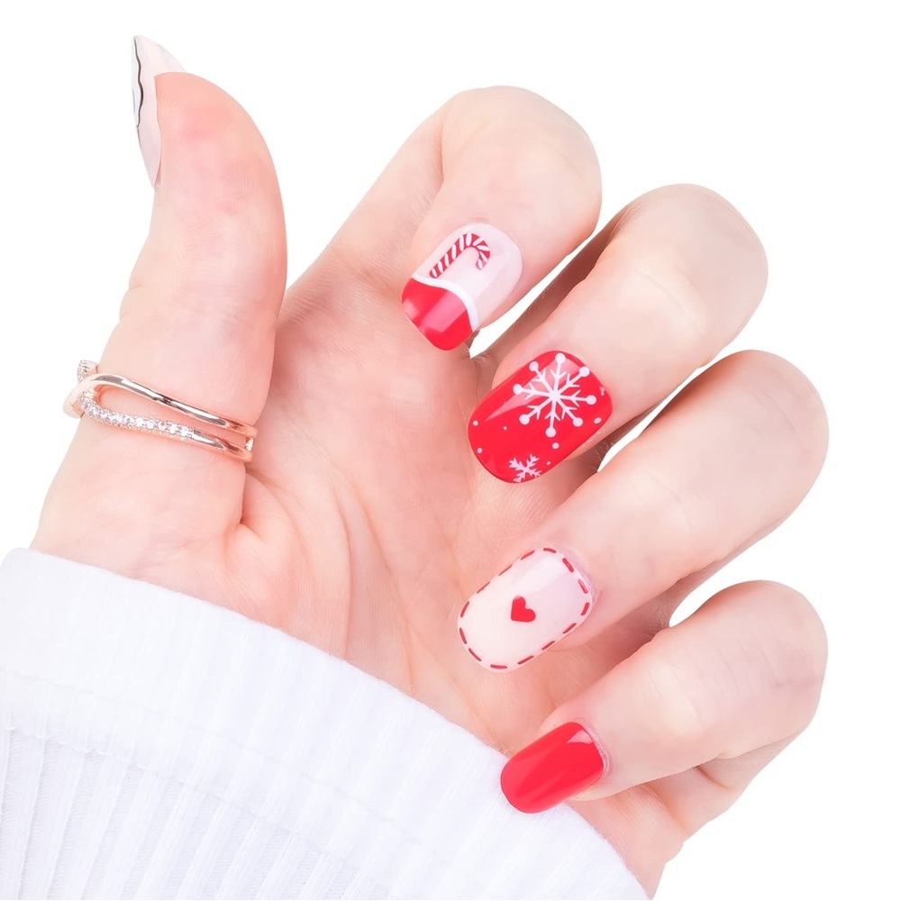 Christmas Short Press On/Glue Nails, 24pcs Square Fake Nails Full Cover Natural